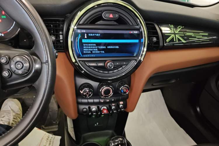Used MINI 2021 1.5T COOPER Classic Edition Audio And AC Panel