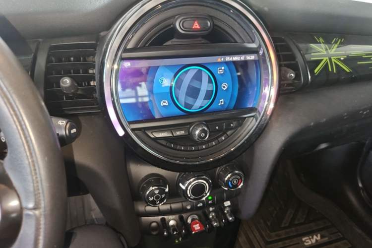 Used MINI 2021 1.5T COOPER Classic Edition Audio And AC Panel