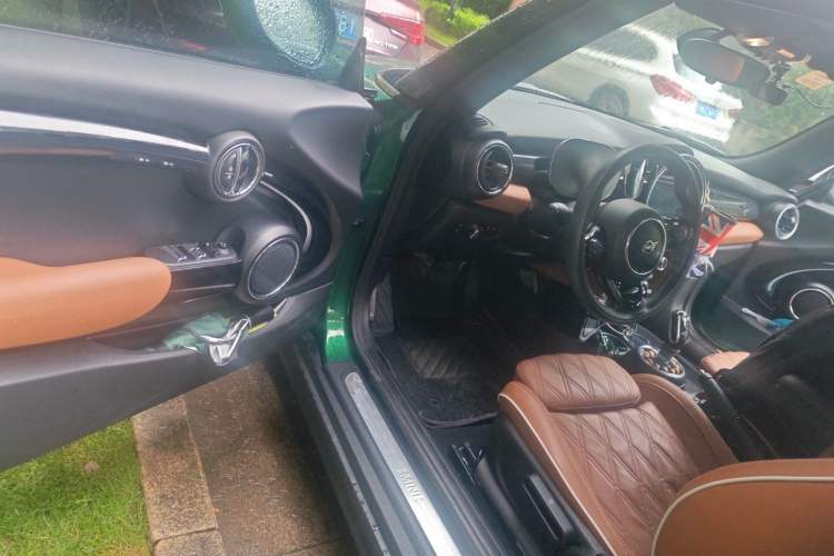 Used MINI 2021 1.5T COOPER CABRIO Artist Driver Seat