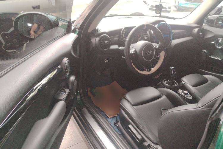 Used MINI 2021 1.5T COOPER Classic Edition Driver Seat