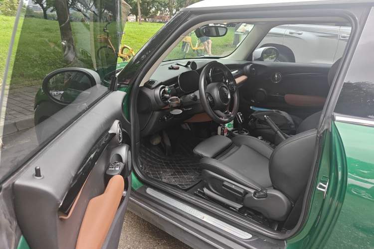 Used MINI 2021 2.0T COOPER S Classic Edition Driver Seat