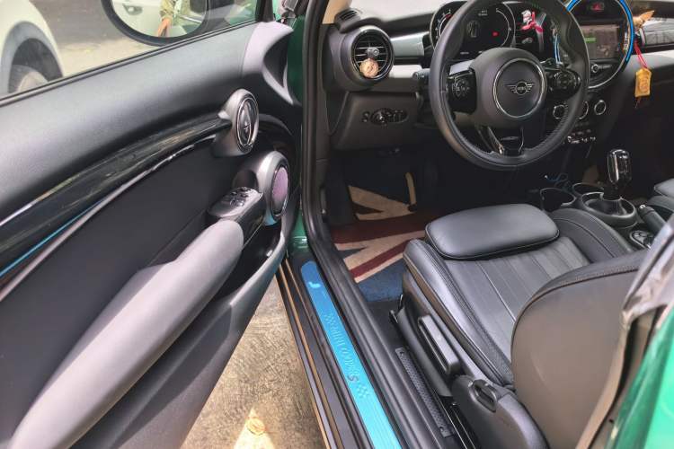 Used MINI 2021 2.0T COOPER S Artist Driver Seat