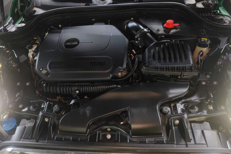 Used MINI 2021 2.0T COOPER S Artist Engine Bay