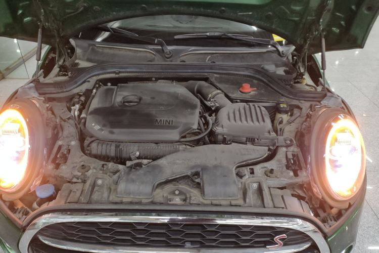 Used MINI 2021 2.0T COOPER S Classic Edition Engine Bay