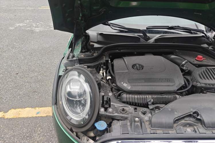 Used MINI 2021 2.0T COOPER S Classic Edition Engine Bay Right