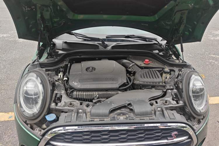 Used MINI 2021 2.0T COOPER S Classic Edition Engine Bay