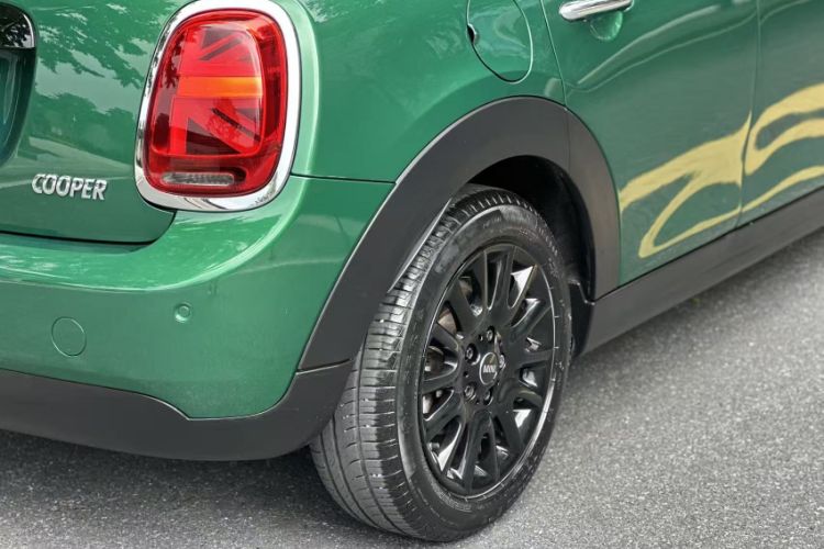 Used MINI 2021 1.5T COOPER Classic Edition Five-Door Version Exterior 12