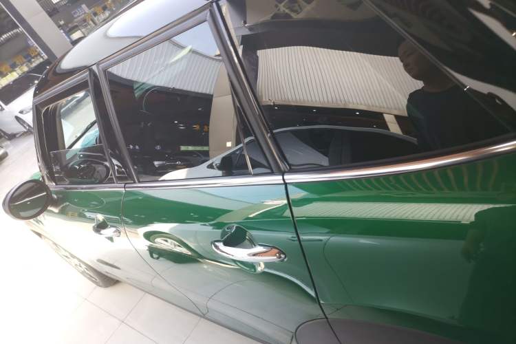 Used MINI 2021 1.5T COOPER Classic Edition Five-Door Version Exterior 3