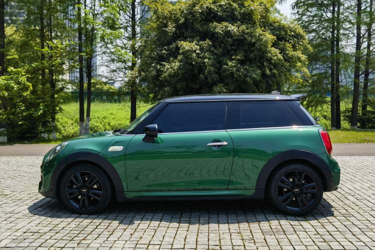 Used MINI 2021 1.5T COOPER Racing Driver Exterior 3