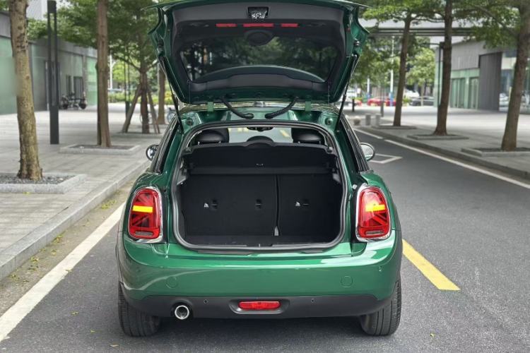Used MINI 2021 1.5T COOPER Classic Edition Five-Door Version Exterior 4