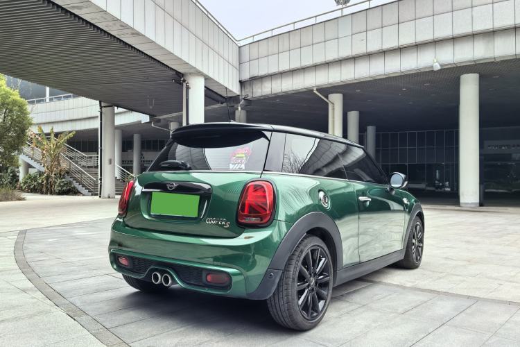 Used MINI 2021 2.0T COOPER S Classic Edition Exterior 4