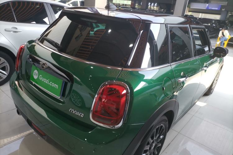 Used MINI 2021 1.5T COOPER Classic Edition Five-Door Version Exterior 5