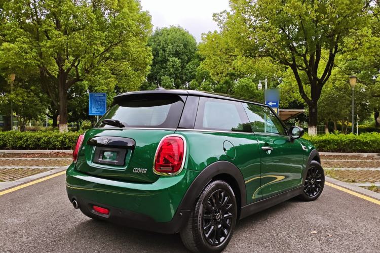 Used MINI 2021 1.5T COOPER Classic Edition Exterior 5