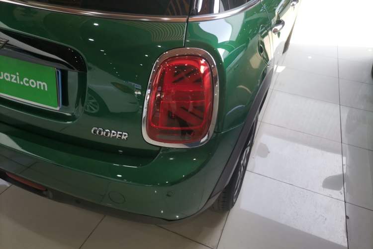 Used MINI 2021 1.5T COOPER Classic Edition Five-Door Version Exterior 6