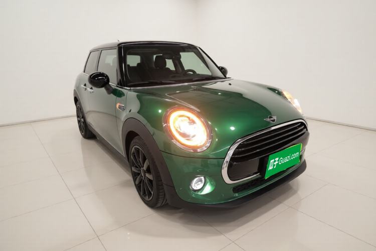 Used MINI 2021 1.5T COOPER Artist Five-Door Edition Front Right 45 Deg