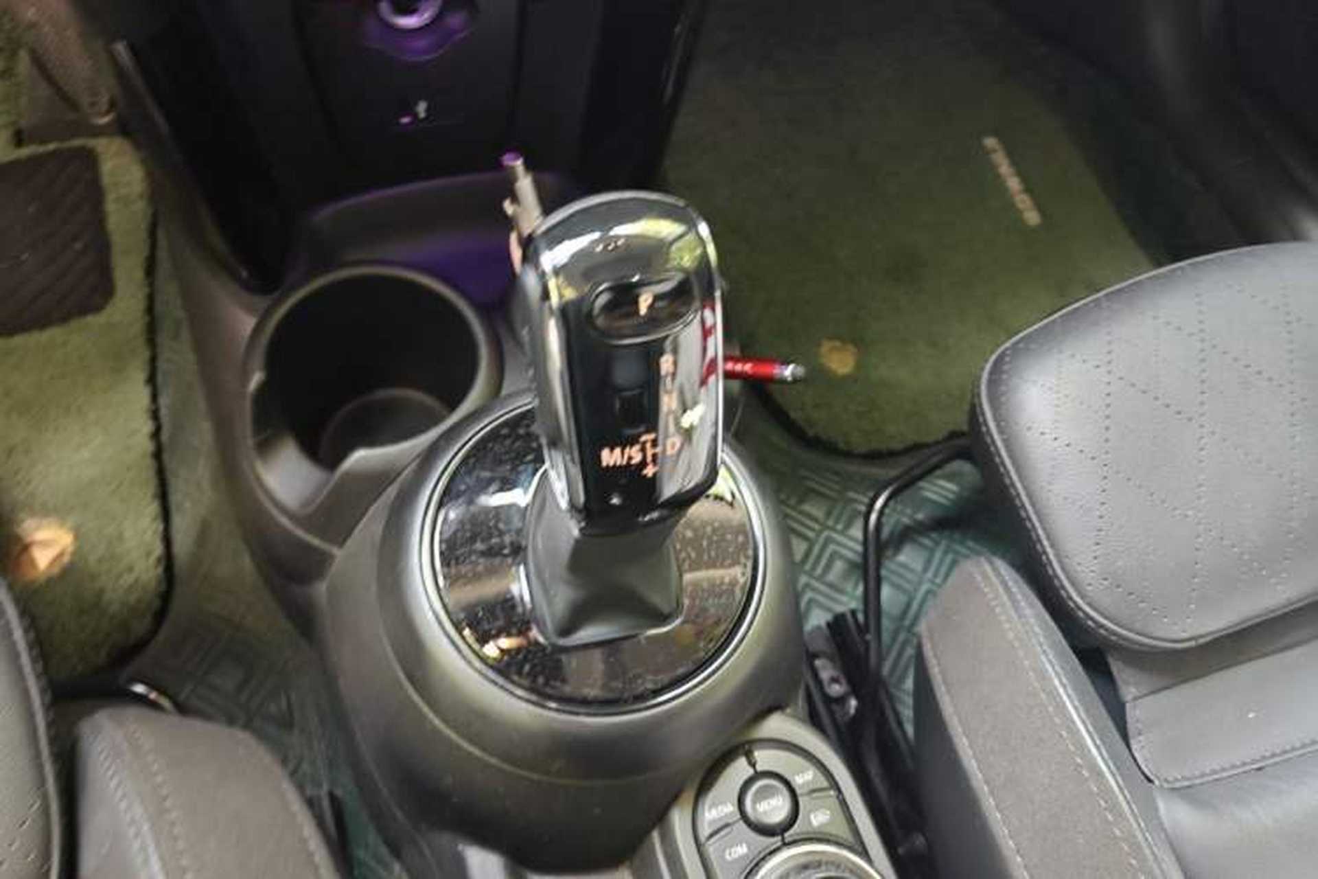 Used MINI 2021 1.5T COOPER Artist Gear Lever