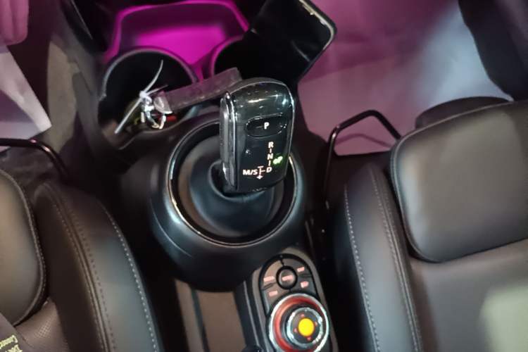 Used MINI 2021 1.5T COOPER Classic Edition Gear Lever