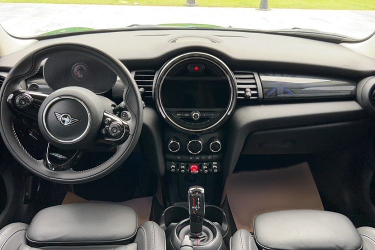 Used MINI 2021 2.0T COOPER S Artist Five-Door Edition Interior 4