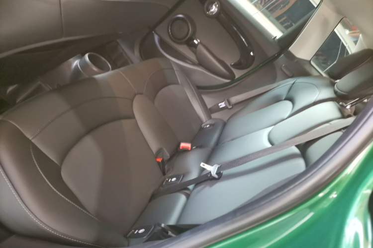 Used MINI 2021 1.5T COOPER Classic Edition Five-Door Version Interior 4