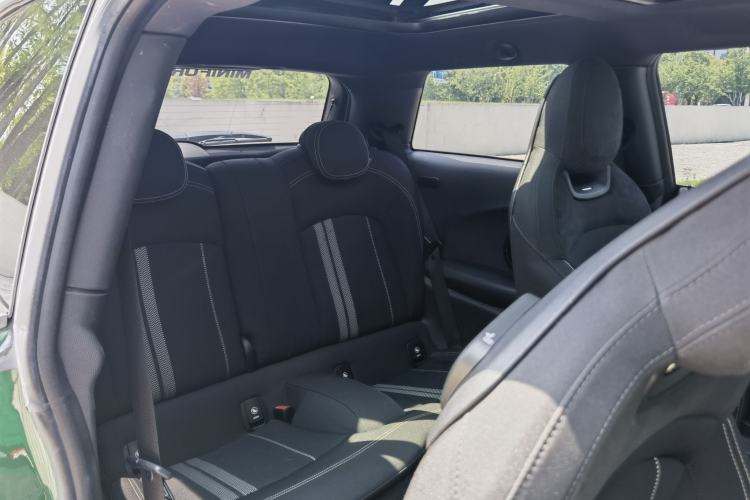 Used MINI 2021 1.5T COOPER Racing Driver Interior 6
