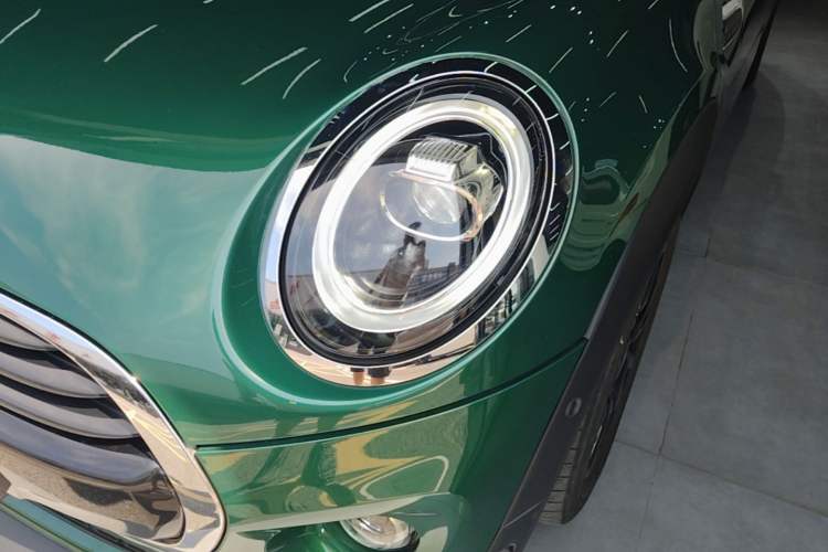Used MINI 2021 1.5T COOPER Classic Edition Five-Door Version Left Front Headlight