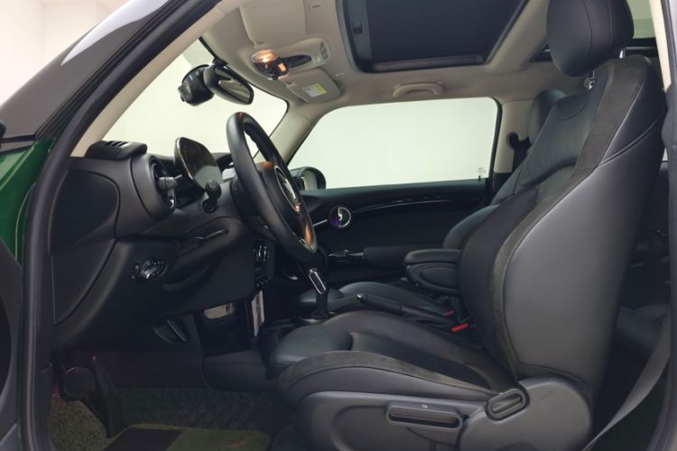 Used MINI 2021 1.5T COOPER Artist Left Front Seat