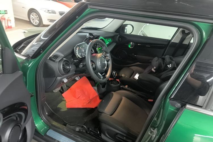 Used MINI 2021 1.5T COOPER Artist Five-Door Edition Left Front Seat