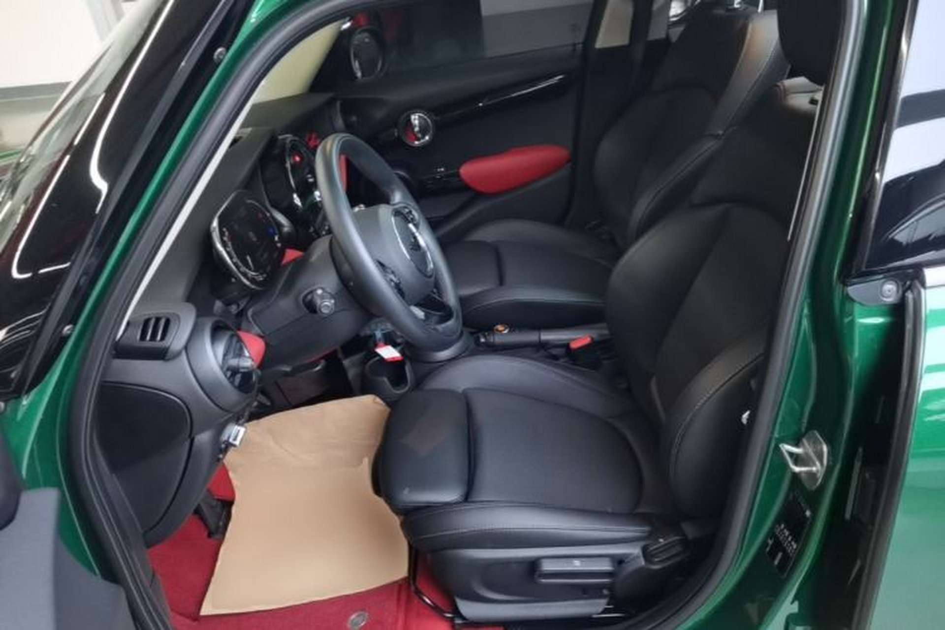 Used MINI 2021 1.5T COOPER Classic Edition Five-Door Version Left Front Seat