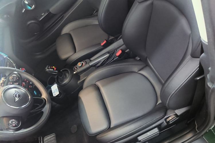 Used MINI 2021 1.5T COOPER Classic Edition Left Front Seat