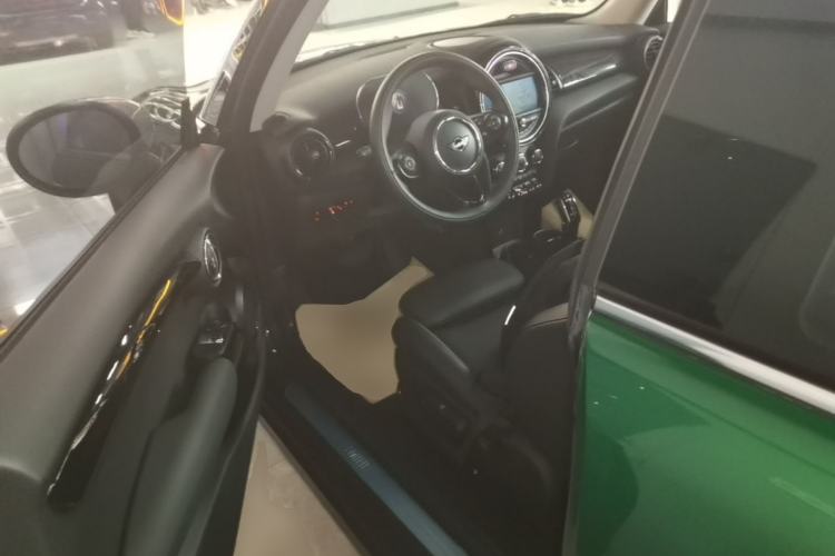 Used MINI 2021 1.5T COOPER Classic Edition Left Front Seat