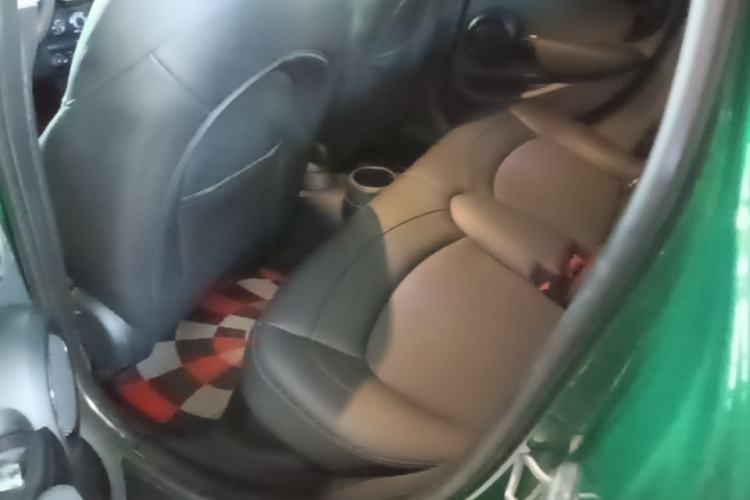 Used MINI 2021 1.5T COOPER Classic Edition Five-Door Version Left Rear Seat
