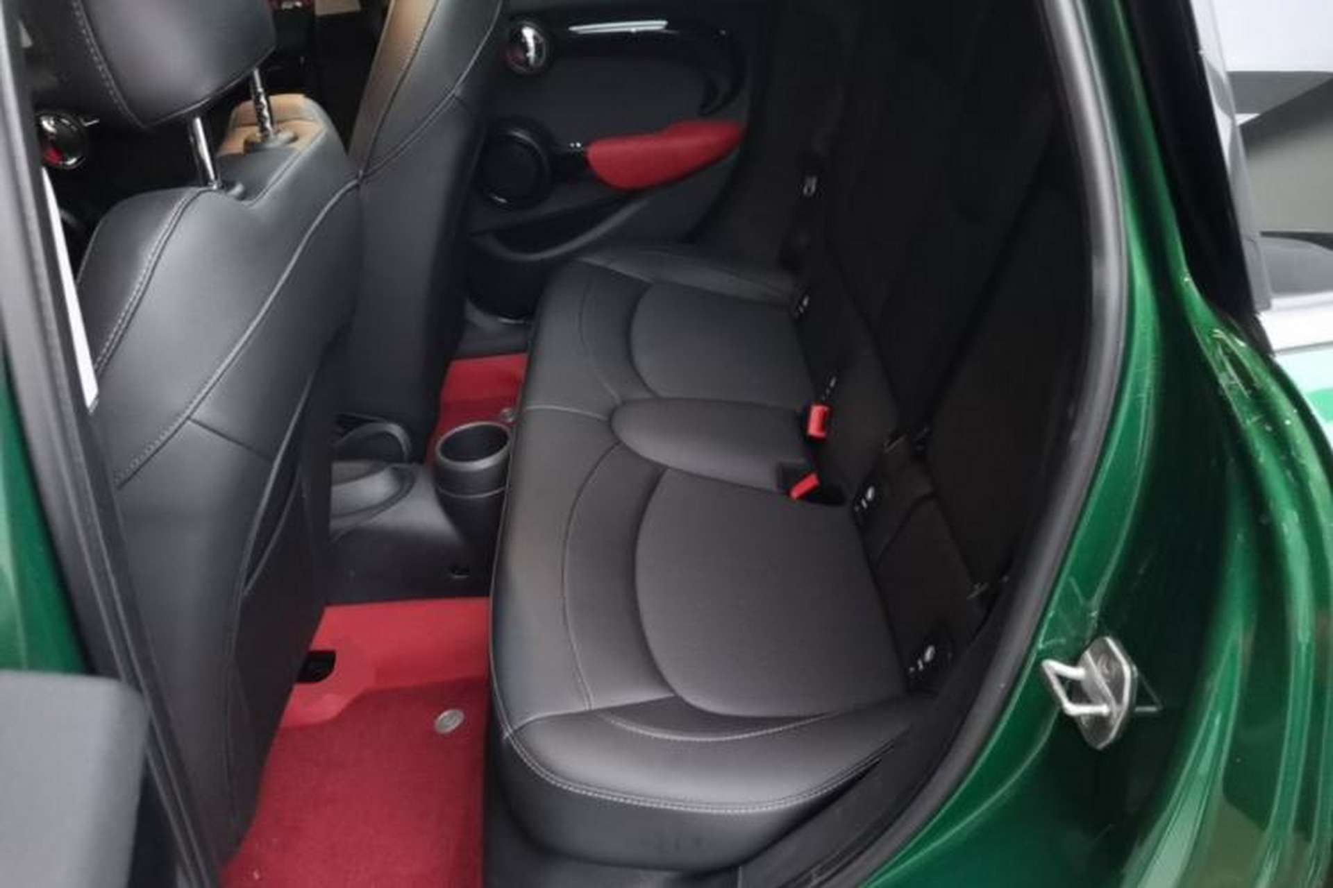 Used MINI 2021 1.5T COOPER Classic Edition Five-Door Version Left Rear Seat