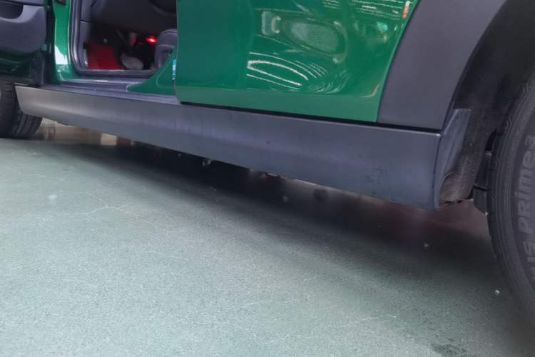 Used MINI 2021 1.5T COOPER Classic Edition Five-Door Version Left Side Sill