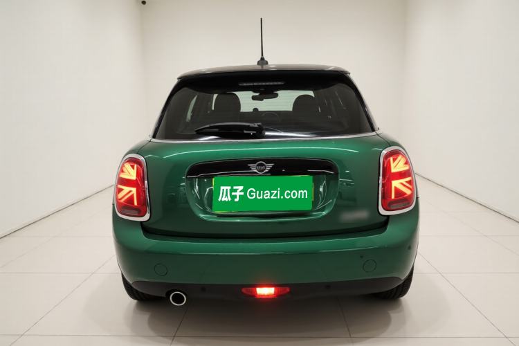 Used MINI 2021 1.5T COOPER Artist Five-Door Edition Rear
