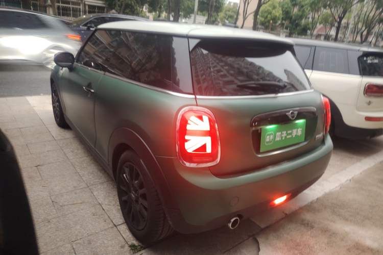 Used MINI 2021 1.5T COOPER Classic Edition Rear Left 45 Deg