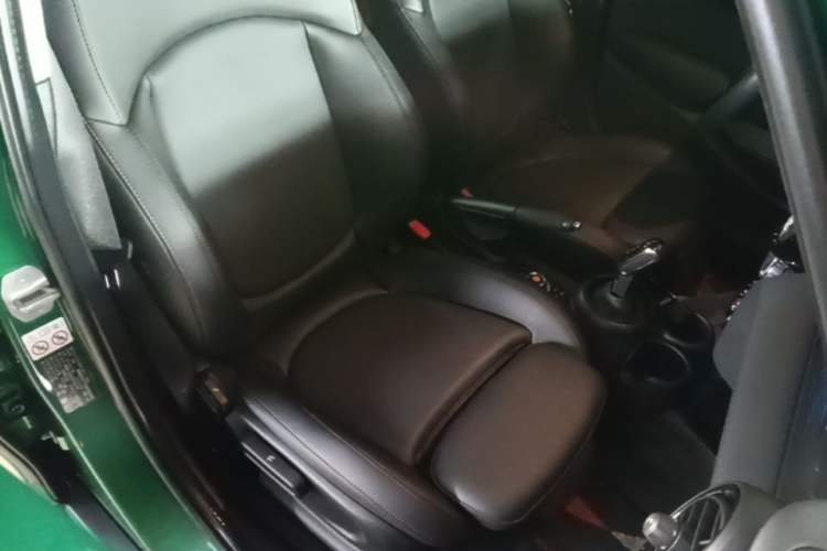 Used MINI 2021 1.5T COOPER Classic Edition Five-Door Version Right Front Seat