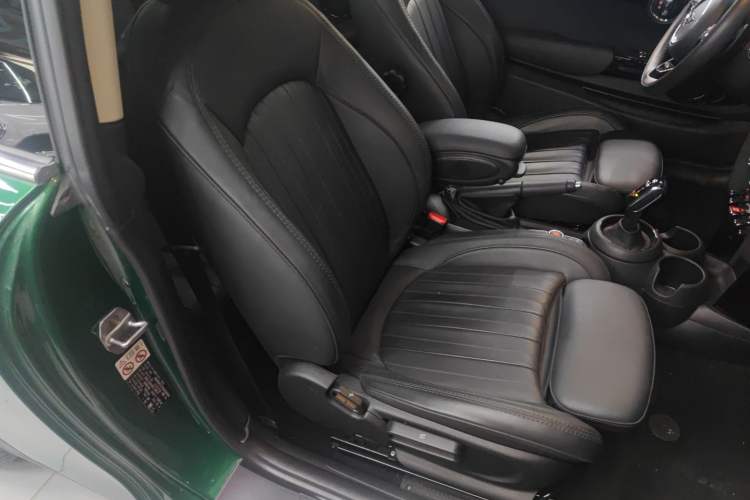 Used MINI 2021 2.0T COOPER S Artist Right Front Seat