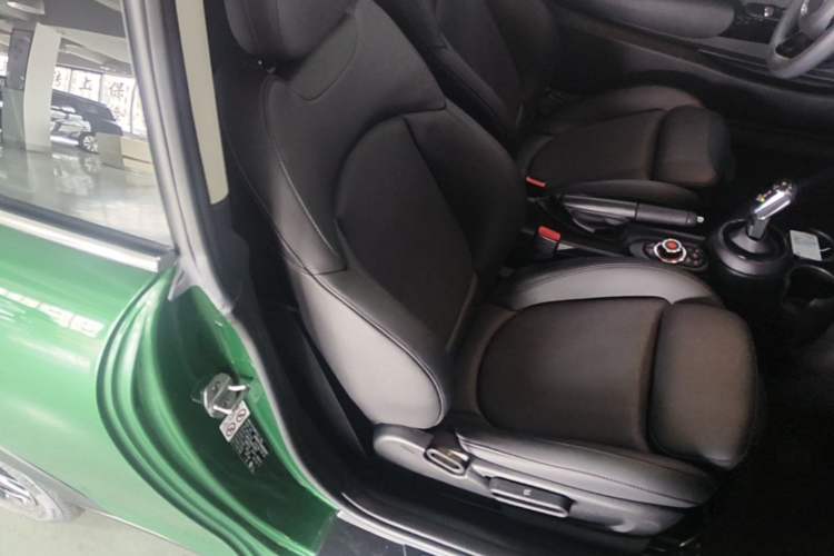Used MINI 2021 1.5T COOPER Classic Edition Right Front Seat