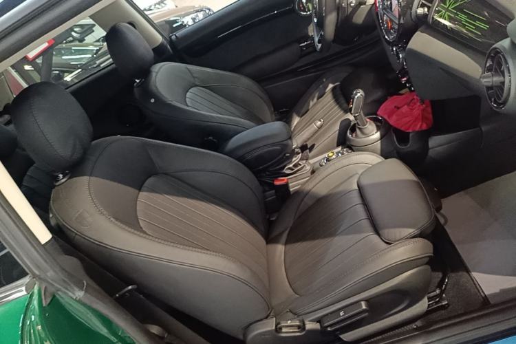 Used MINI 2021 2.0T COOPER S Artist Right Front Seat
