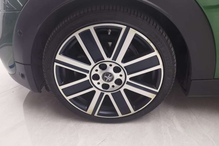 Used MINI 2021 2.0T COOPER S CABRIO Artist Right Front Wheel Hub