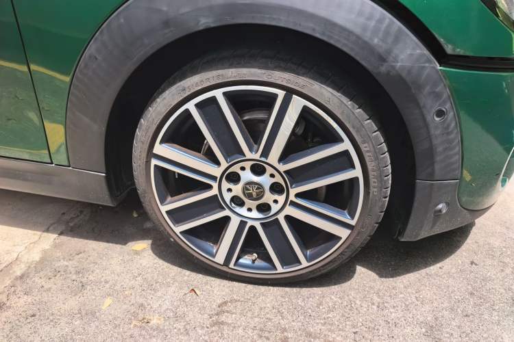 Used MINI 2021 2.0T COOPER S Artist Right Front Wheel Hub