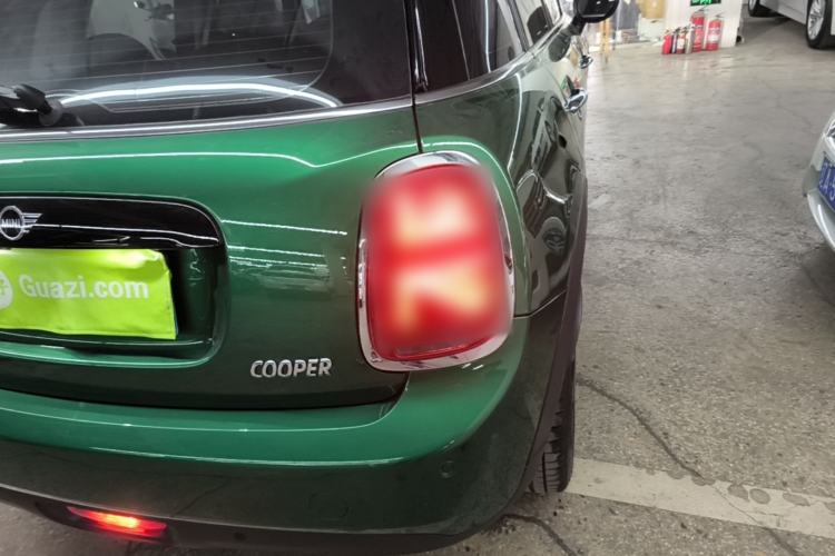 Used MINI 2021 1.5T COOPER Artist Five-Door Edition Right Rear Taillight