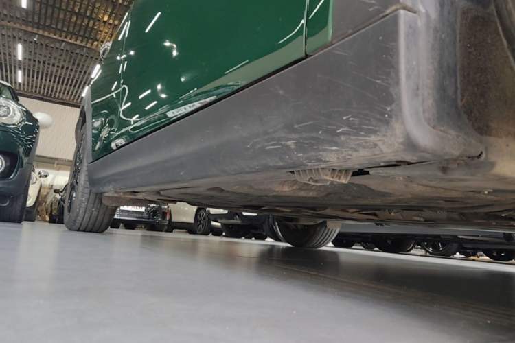 Used MINI 2021 1.5T COOPER Classic Edition Five-Door Version Right Side Sill