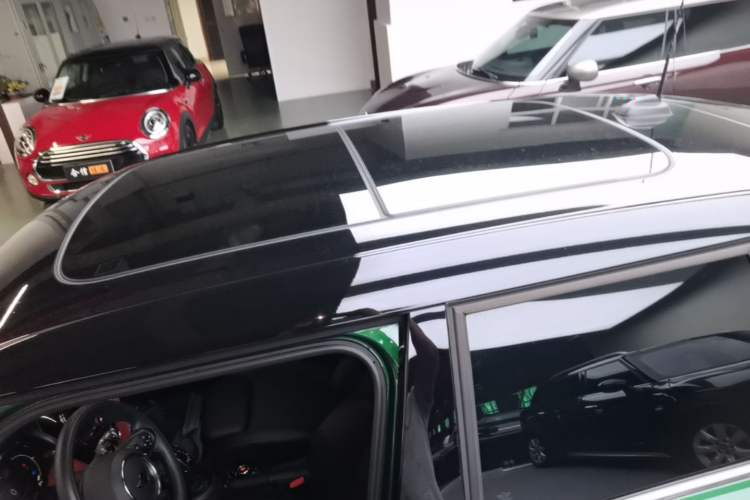 Used MINI 2021 1.5T COOPER Classic Edition Five-Door Version Roof