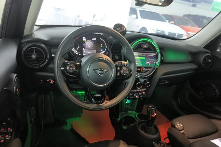 Used MINI 2021 1.5T COOPER Artist Five-Door Edition Steering Wheel