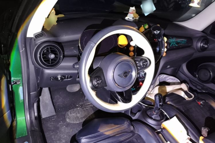 Used MINI 2021 1.5T COOPER Classic Edition Steering Wheel