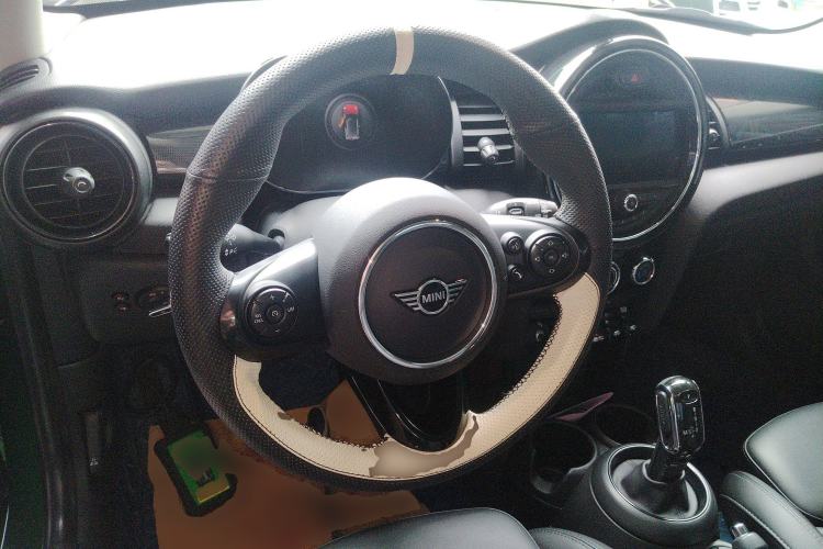 Used MINI 2021 1.5T COOPER Classic Edition Steering Wheel