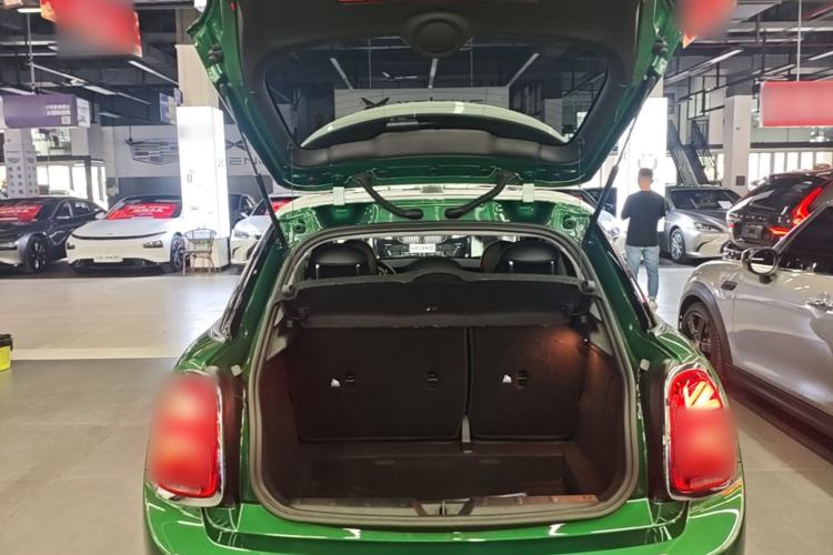 Used MINI 2021 2.0T COOPER S Artist Five-Door Edition Trunk