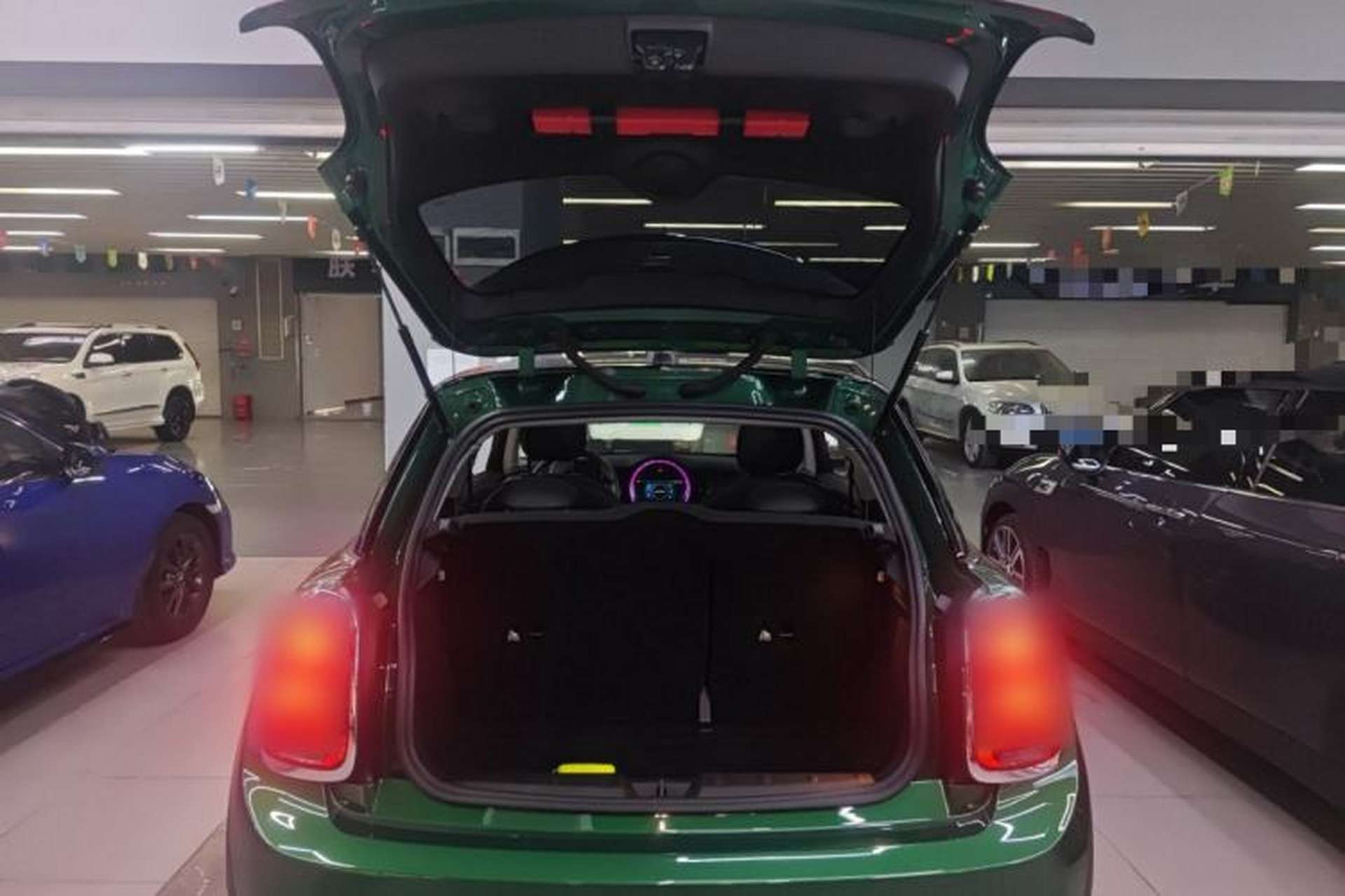 Used MINI 2021 2.0T COOPER S Artist Trunk