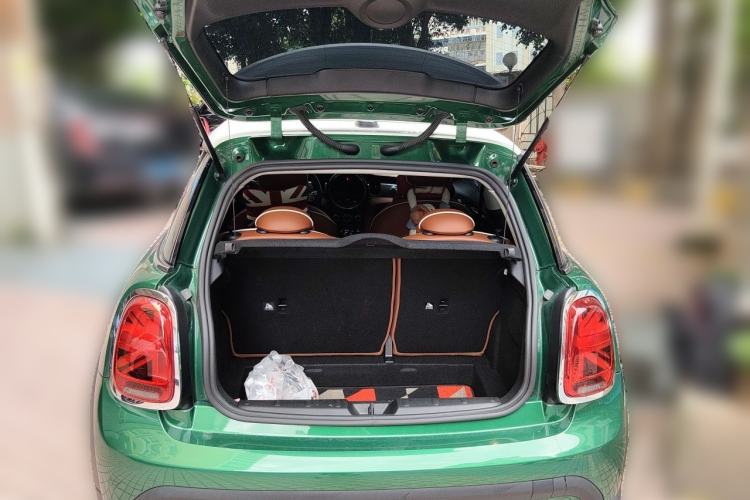 Used MINI  Trunk